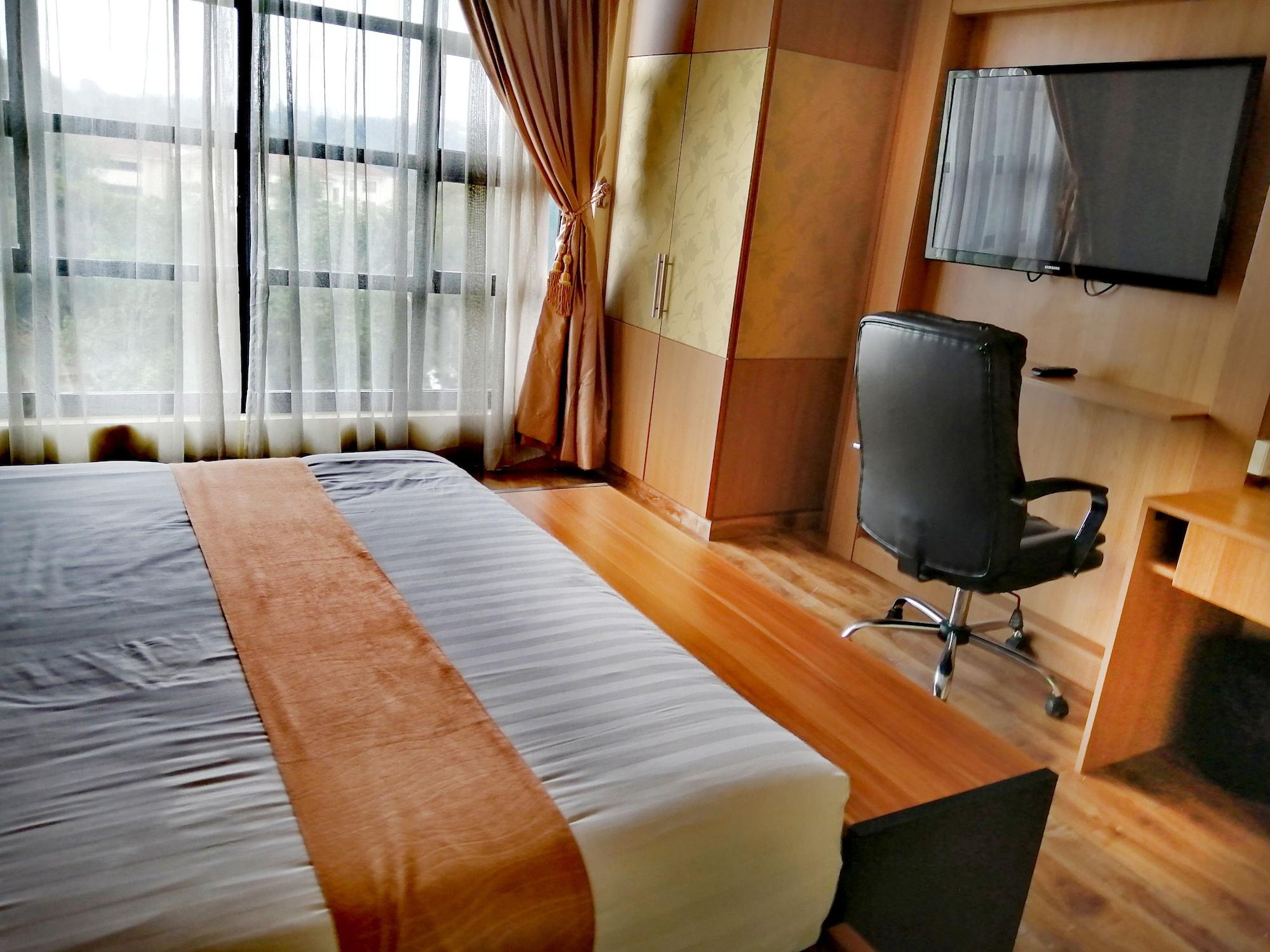 We Hotel And Suites Найроби Экстерьер фото